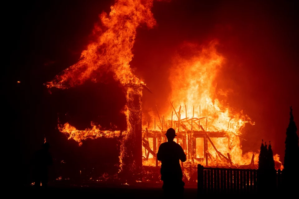 Πυρκαγιές που ξέσπασαν τον Αύγουστο στη Χάβαη σάρωσαν την τουριστική πόλη Λαχάινα στο Μάουι και στοίχισαν τη ζωή σε 97 ανθρώπους.