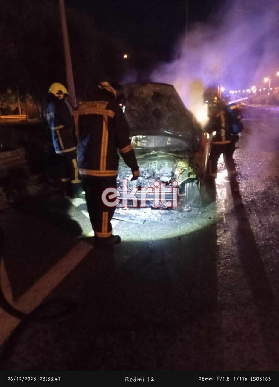 Ηράκλειο, φωτιά σε ΙΧ