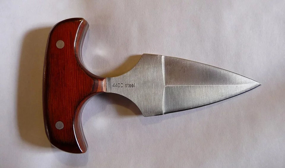 Μαχαίρι τύπου push dagger