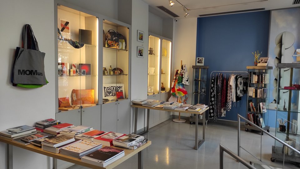 Bazaar εκδόσεων σε όλα τα MOMusShops!