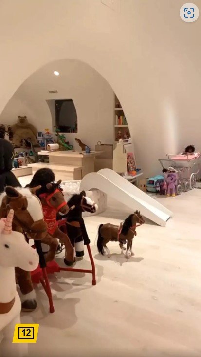 Το playroom είναι πιο χαλαρό