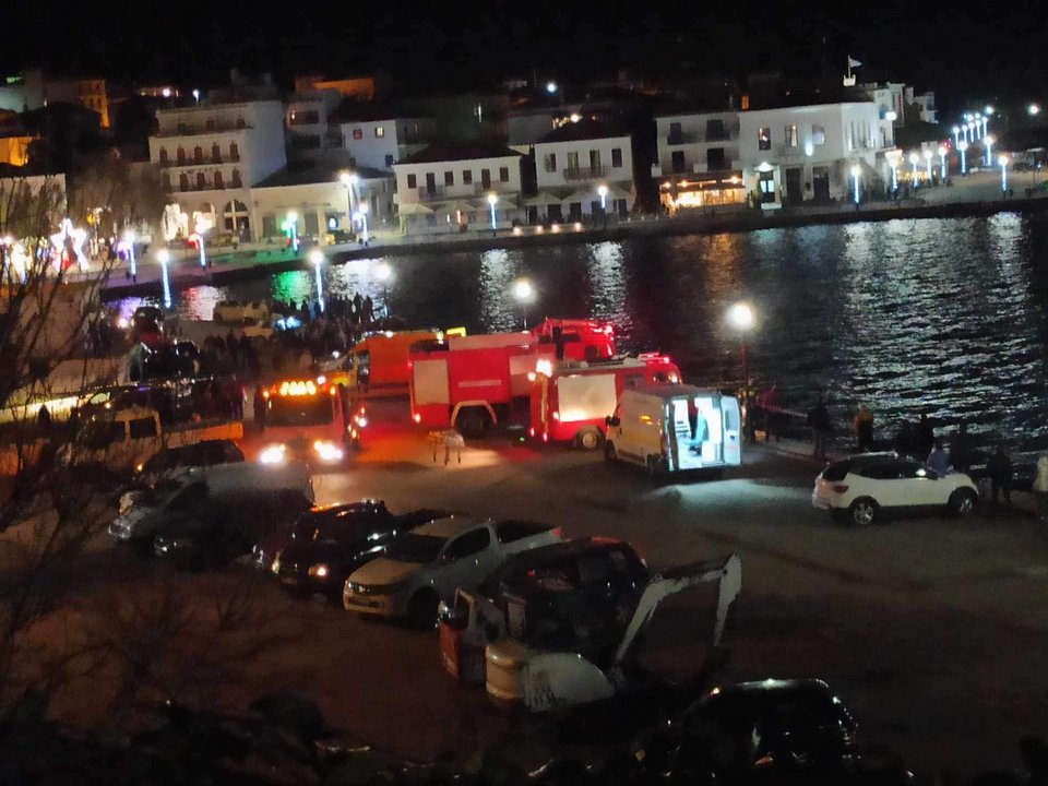 Πτώση οχήματος στη Μαρίνα Πύλου / Φωτογραφία: best-tv.gr