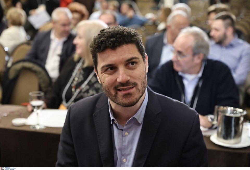 Ο Διονύσης Τεμπονέρας στην Κεντρική Επιτροπή του ΣΥΡΙΖΑ -Φωτογραφία: Intimenews/ΛΙΑΚΟΣ ΓΙΑΝΝΗΣ