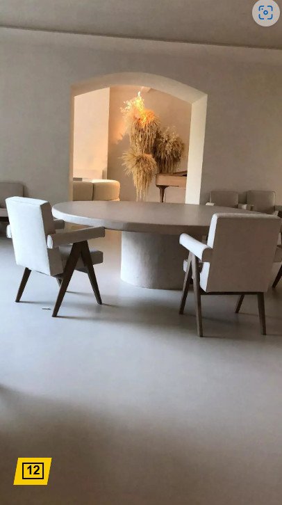 Η τραπεζαρία στο σπίτι της Κιμ Καρντάσιαν