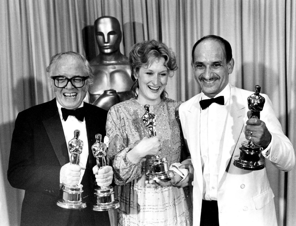 Η Μέριλ Στριπ με το Όσκαρ της το 1983 για το «Sohie's Choice»