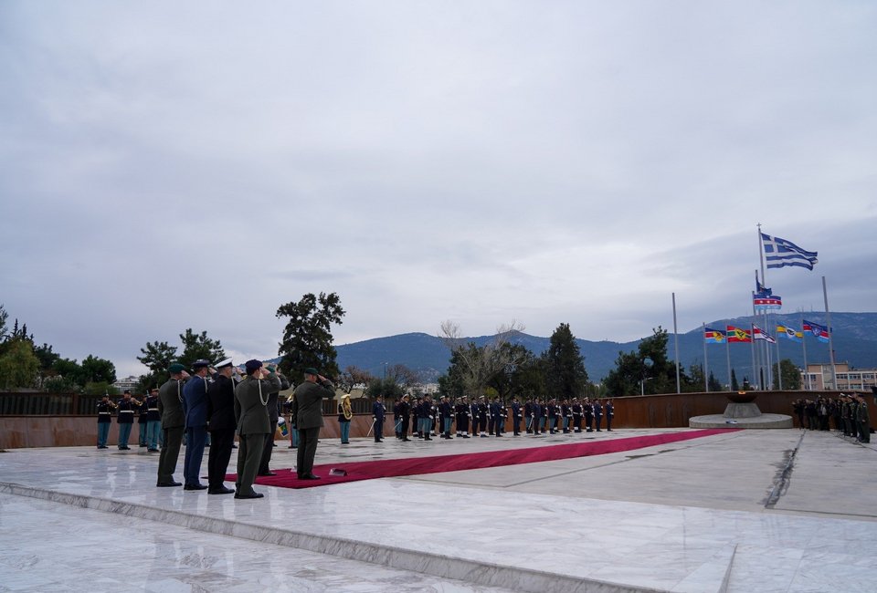 Υποδοχή του νέου αρχηγού ΓΕΕΘΑ Δημήτρη Χούπη στο στρατόπεδο «Παπάγου» / Φωτογραφία: ΓΕΕΘΑ