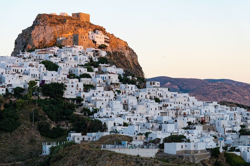 Η Χώρα της Σκύρου είναι χτισμένη αμφιθεατρικά
