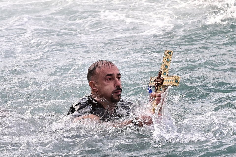Πειραιάς, Τίμιος Σταυρός