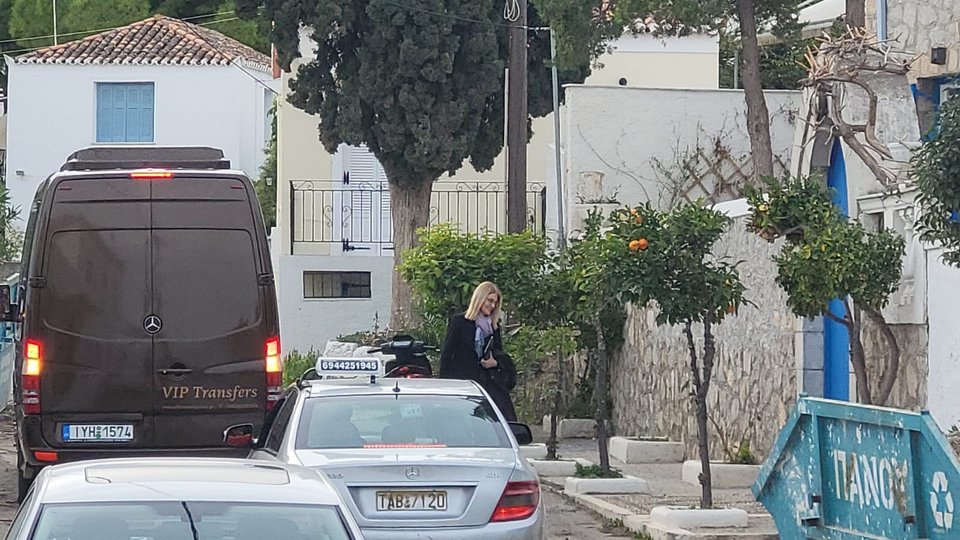 Η Δώρα Αυγέρη