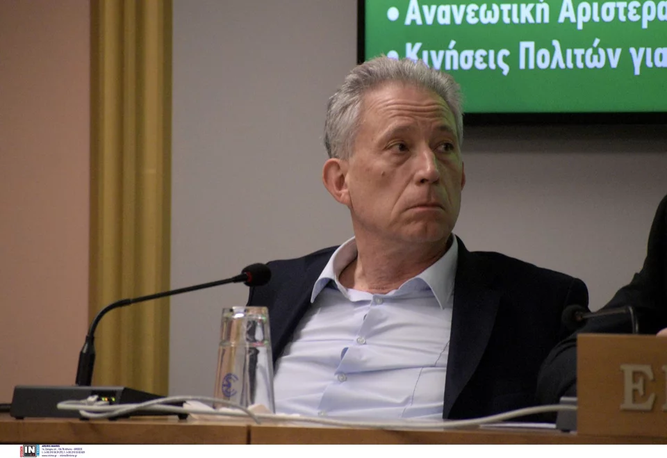 Ο Κώστας Χρυσόγονος 