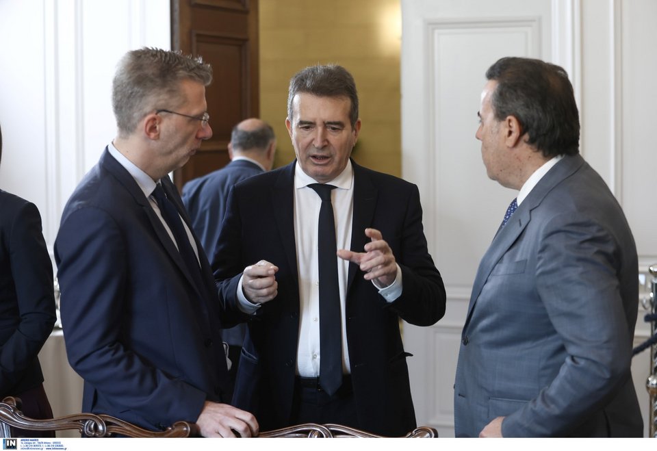 Μιχάλης Χρυσοχοΐδης, Άκης Σκέρτσος και Σταύρος Παπασταύρου / Φωτογραφία: Intimenews/ΛΙΑΚΟΣ ΓΙΑΝΝΗΣ