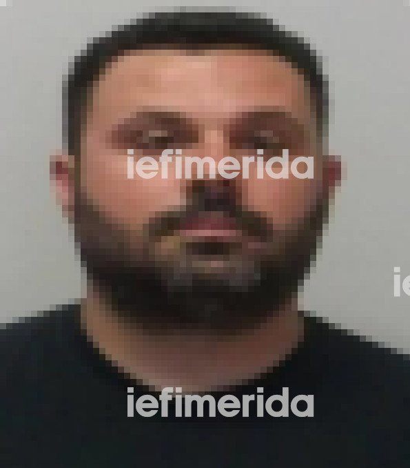 Ο Βαγγέλης Ζαμπούνης που έπεσε νεκρός από τα πυρά των εκτελεστών