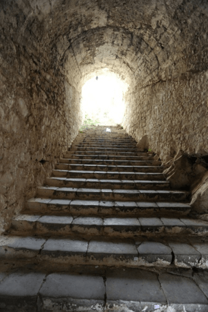 Ο εσωτερικός θολωτός διάδρομος