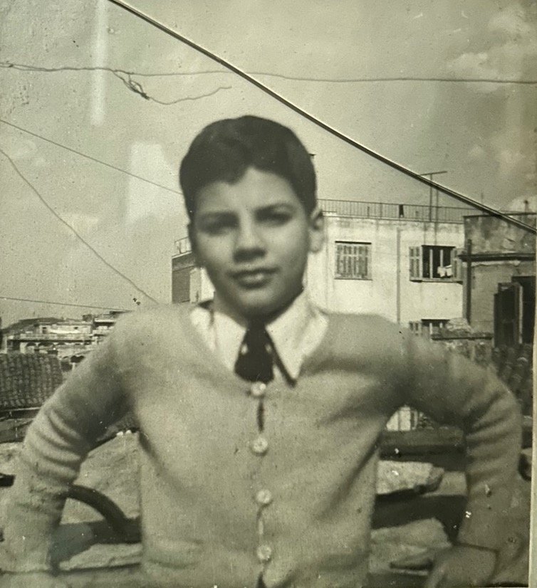 Σταύρος Ξαρχάκος