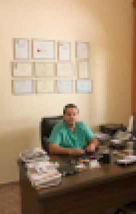 Ο ουρολόγος, θύμα της άγριας δολοφονίας στην Αγία Βαρβάρα
