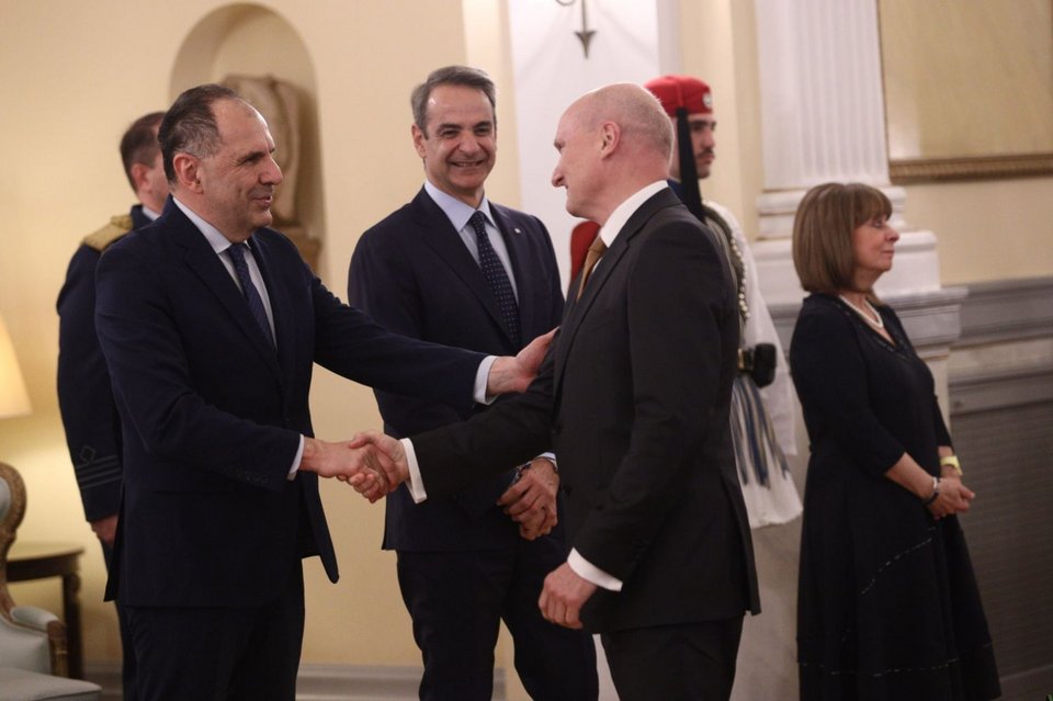 Ολοι όσοι πήγαν στην δεξίωση της ΠτΔ για τους ξένους διπλωμάτες