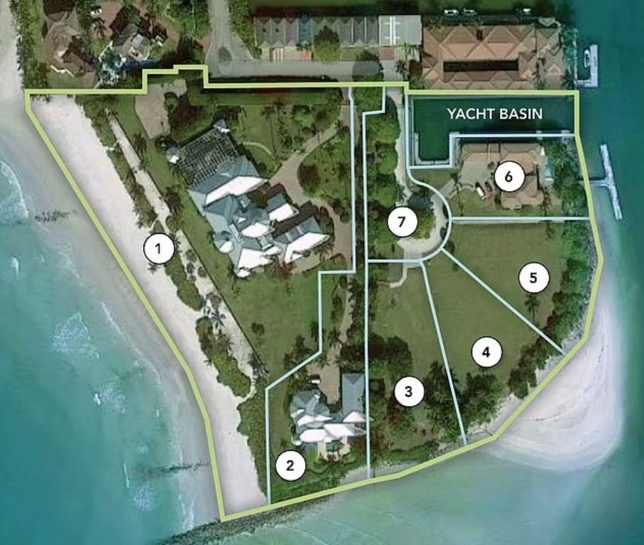 Η ιδιοκτησία αποτελείται από τρία ακίνητα