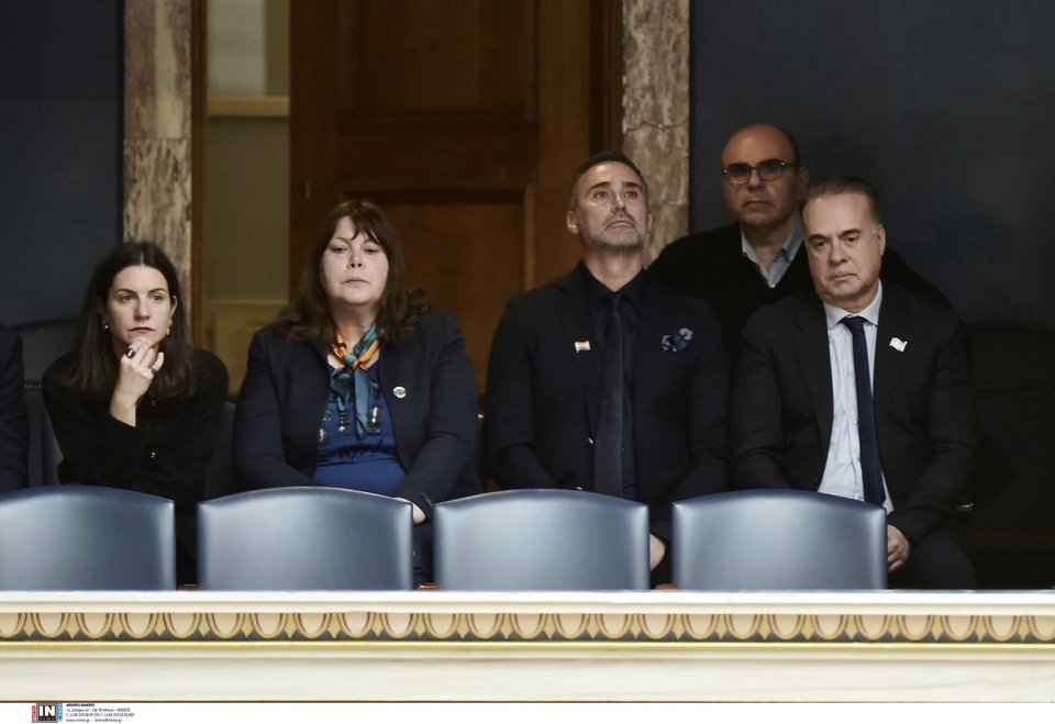 Νομοσχέδιο για τα ομόφυλα ζευγάρια: Στα θεωρεία Καπουτζίδης-Σεργουλόπουλος, στα έδρανα ο Κασσελάκης Φωτογραφία: Intimenews/ΖΑΧΟΣ ΓΙΩΡΓΟΣ