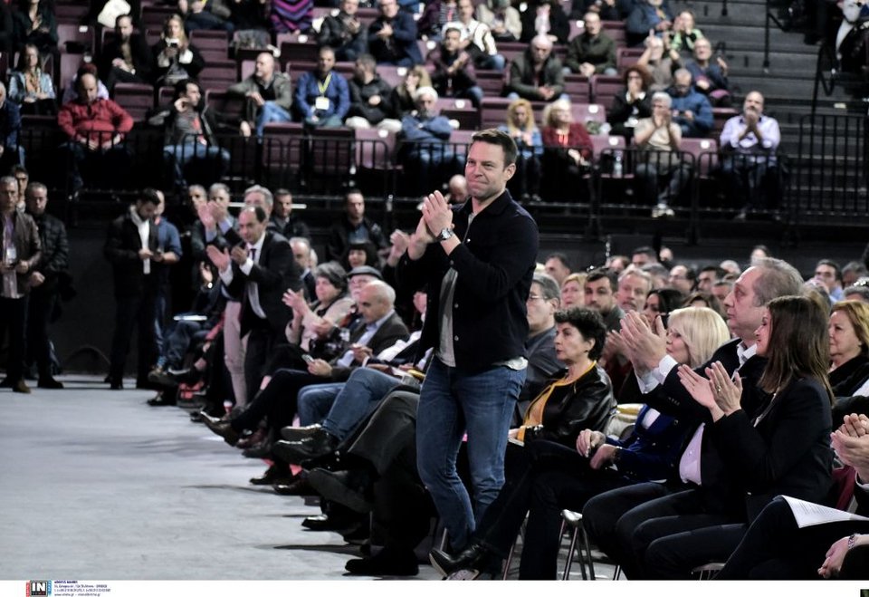 Εντάσεις, αψιμαχίες, φωνές αλλά και selfies, χαμόγελα, πηγαδάκια -Η 3η ημέρα του Συνεδρίου ΣΥΡΙΖΕ σε φωτό-βίντεο