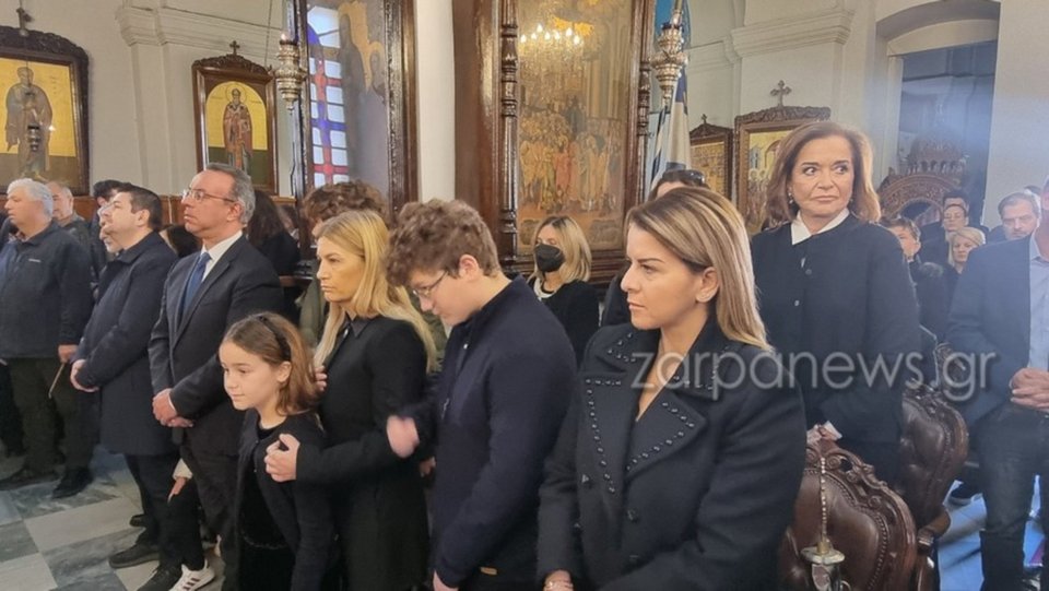 Πραγματοποιήθηκε το ετήσιο μνημόσυνο του Μανούσου Βολουδάκη-Φωτογραφία zarpanews.gr