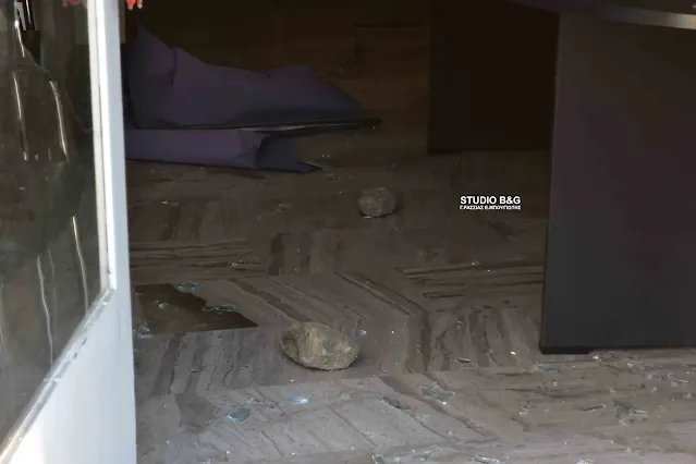 ΝΔ, επίθεση στα γραφεία στο Ναύπλιο