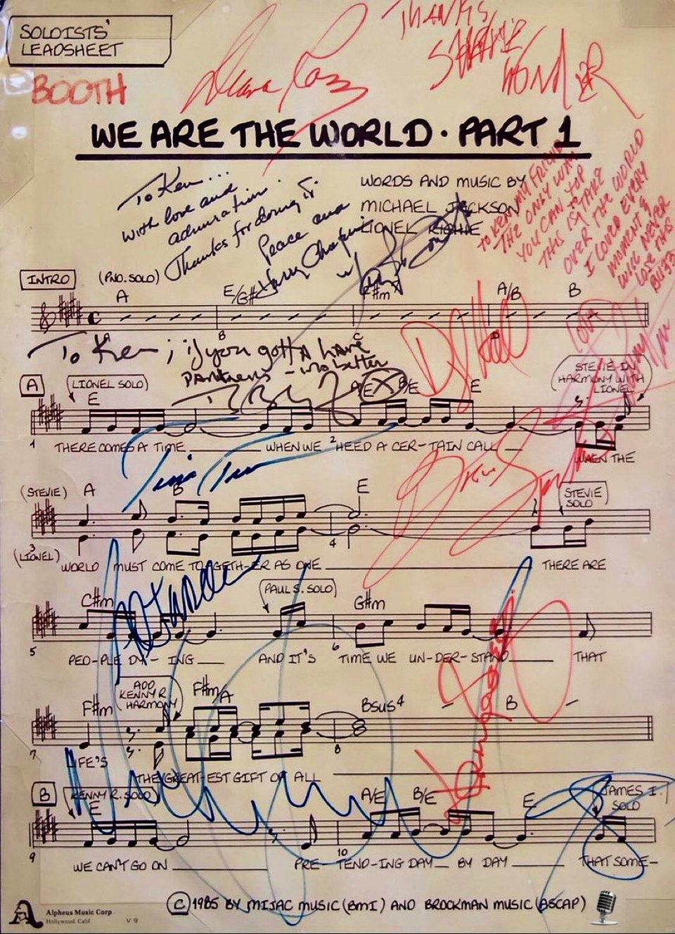 Η παρτιτούρα του We Are The World υπογεγραμμένη από τους 46 καλλιτέχνες που συμμετείχαν στην ηχογράφησή του