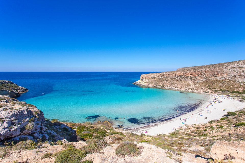 Η παραλία Spiaggia dei Conigli στην Ιταλία βρέθηκε στην 2η θέση
