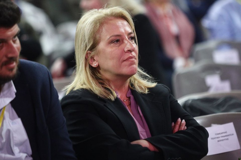 Εντάσεις, αψιμαχίες, φωνές αλλά και selfies, χαμόγελα, πηγαδάκια -Η 3η ημέρα του Συνεδρίου ΣΥΡΙΖΕ σε φωτό-βίντεο