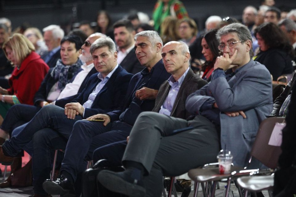 Εντάσεις, αψιμαχίες, φωνές αλλά και selfies, χαμόγελα, πηγαδάκια -Η 3η ημέρα του Συνεδρίου ΣΥΡΙΖΕ σε φωτό-βίντεο