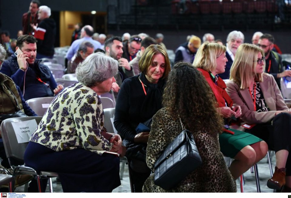 Εντάσεις, αψιμαχίες, φωνές αλλά και selfies, χαμόγελα, πηγαδάκια -Η 3η ημέρα του Συνεδρίου ΣΥΡΙΖΕ σε φωτό-βίντεο
