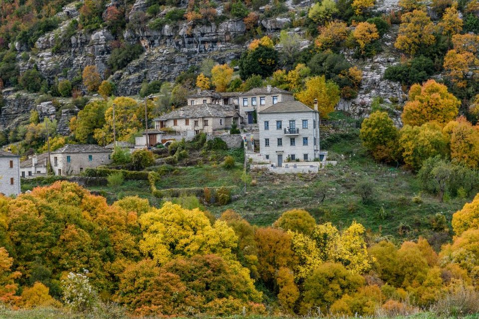 Τσεπέλοβο ορεινό χωριό αποδράσεις χειμώνα