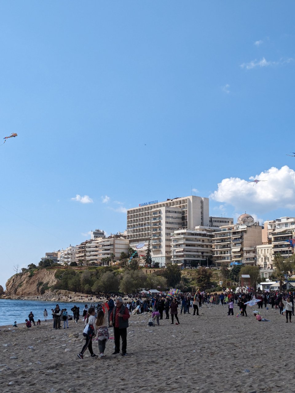 Κούλουμα στη Φρεαττύδα του Πειραιά / Φωτογραφία: iefimerida.gr