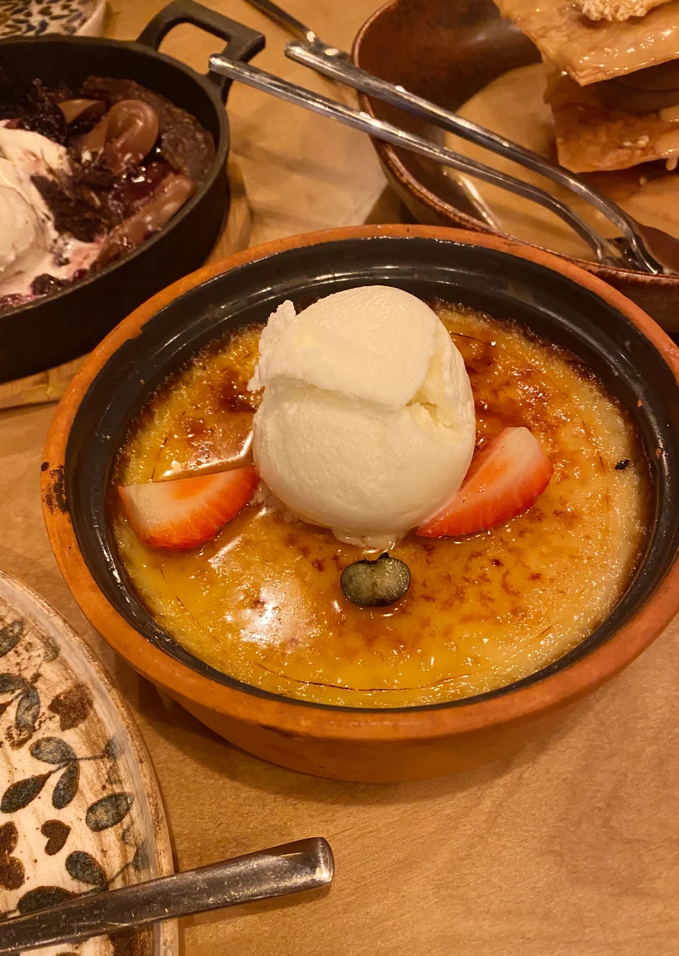 Καμένη γαλατόπιτα.