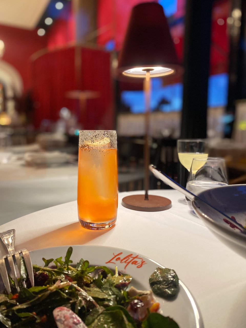 Το απολαυστικό cocktail Rosabella / Φωτογραφία: Μάνος Λειβαδάρος/iefimerida