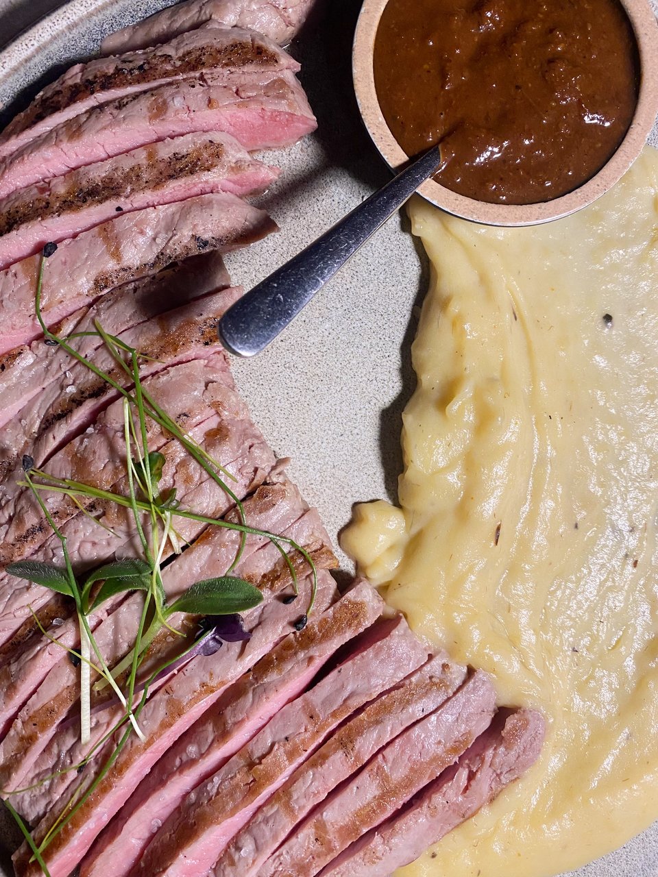 Η ταλιάτα με mole / Φωτογραφία: Μάνος Λειβαδάρος/iefimerida