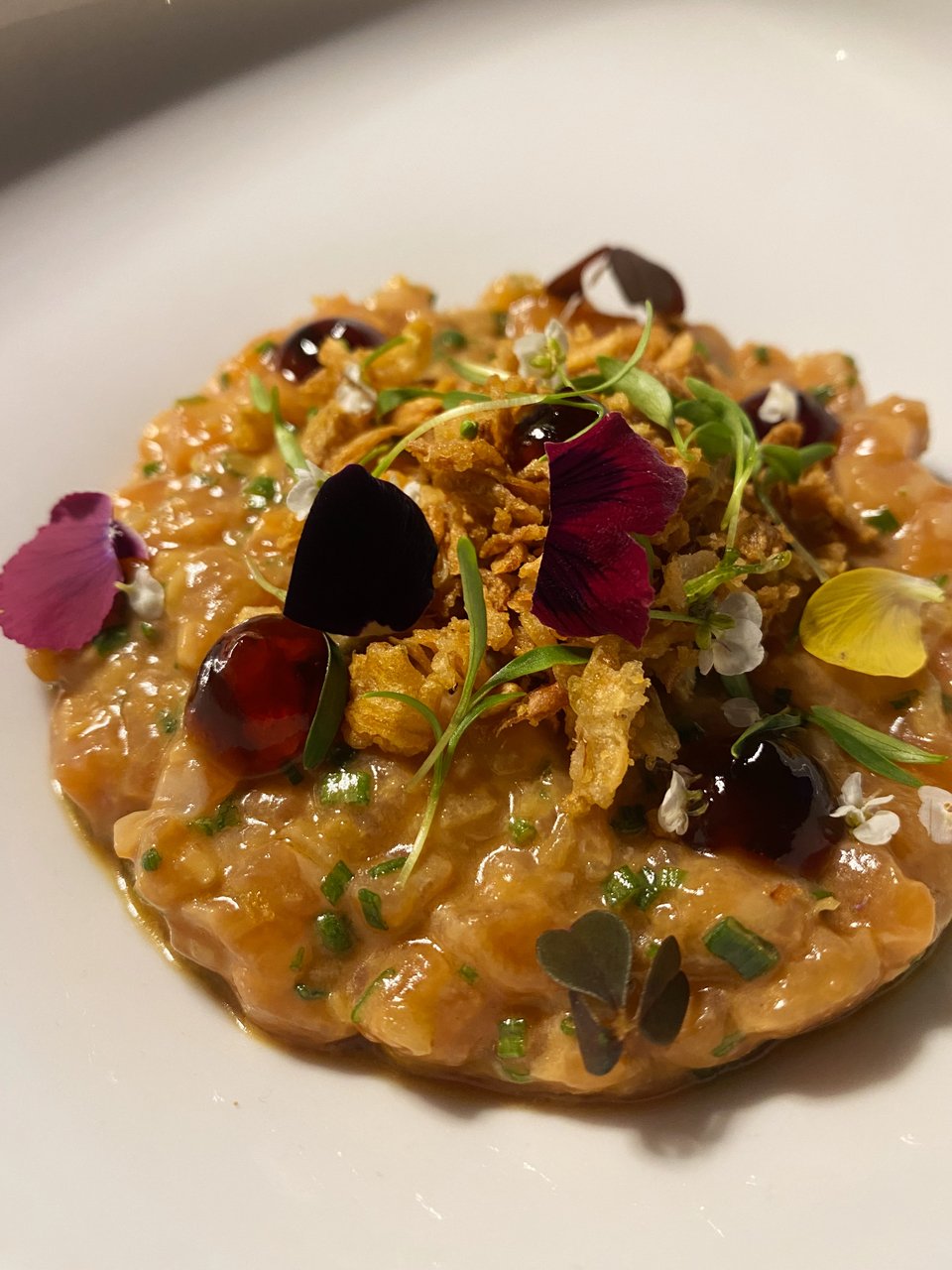 Το ταρτάρ σολομού / Φωτογραφία: Μάνος Λειβαδάρος/iefimerida