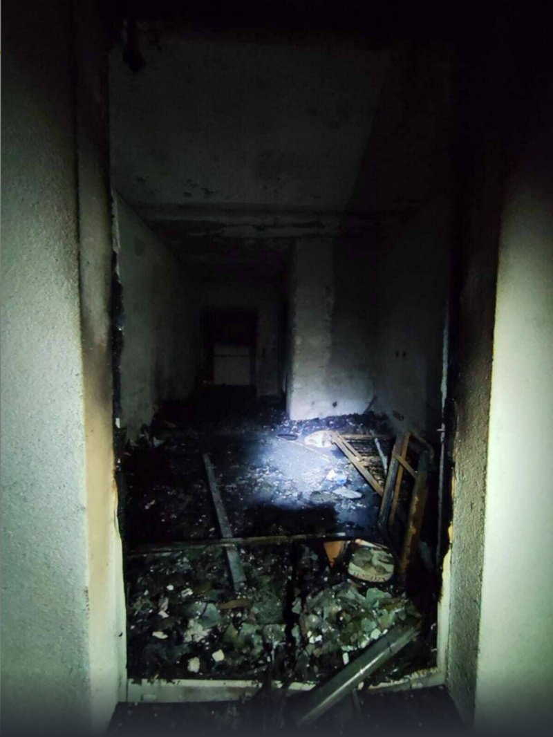 H πυροσβεστική κατάφερε να θέσει μετά από πολύωρη μάχη υπό έλεγχο την πυρκαγιά στον οίκο ευγηρίας στο Μπέντμπουργκ Χάου της Βόρειας Ρηνανίας - Βεστφαλίας
