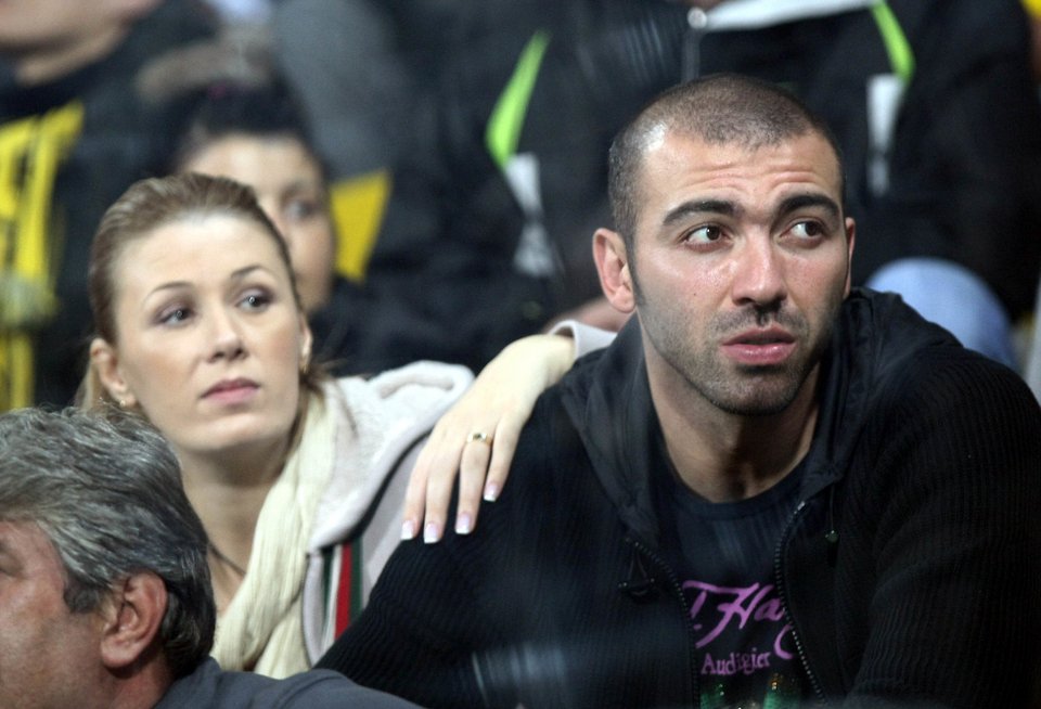 Ρούξι Ντουμιτρέσκου, Αλέξανδρος Νικολαΐδης