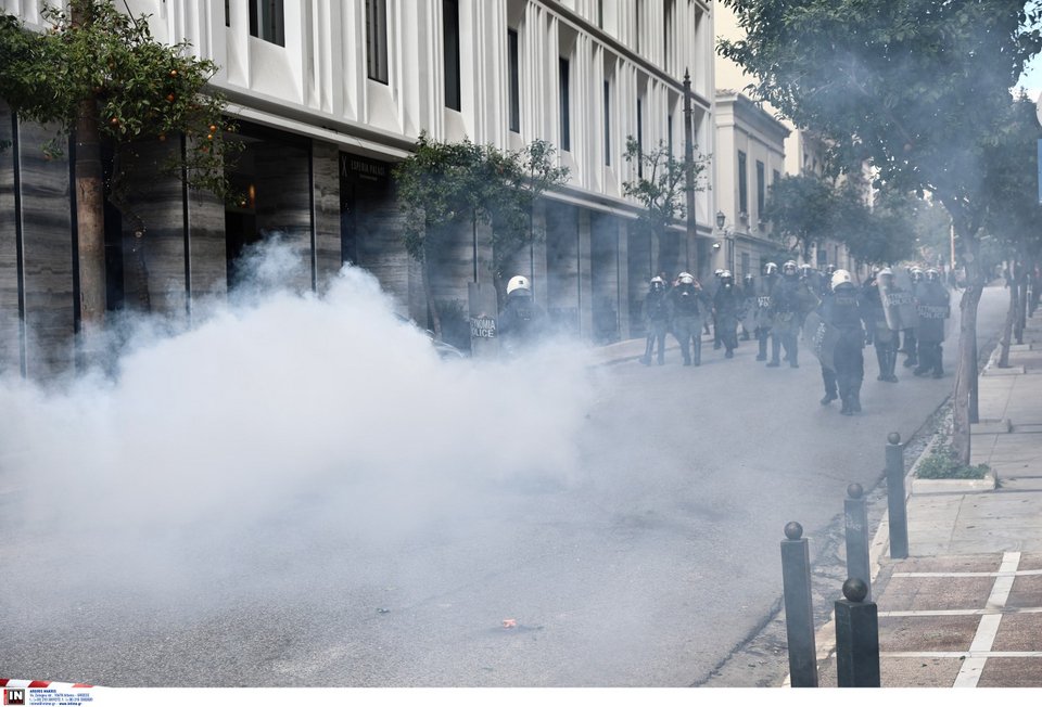 Επεισόδια στο πανεκπαιδευτικό συλλαλητήριο στο κέντρο της Αθήνας 8/3/2024