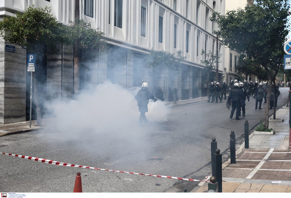 Επεισόδια στο πανεκπαιδευτικό συλλαλητήριο στο κέντρο της Αθήνας 8/3/2024