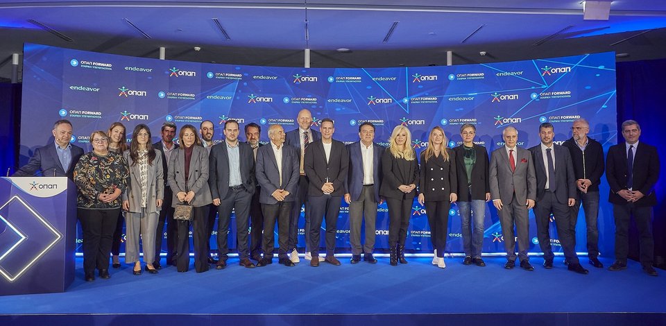Οι νέες εταιρείες του προγράμματος ΟΠΑΠ Forward με τον Διευθύνοντα Σύμβουλο του ΟΠΑΠ, Γιαν Κάρας, τον Αναπληρωτή Διευθύνοντα Σύμβουλο του ΟΠΑΠ, Οδυσσέα Χριστοφόρου, τον Μάρκο Βερέμη, Partner της Big Pi Ventures και Μέλος του Δ.Σ. της Endeavor Greece και τον Κώστα Μάλλιο, Corporate Vice President CSD, EUROPE της Applied Materials
