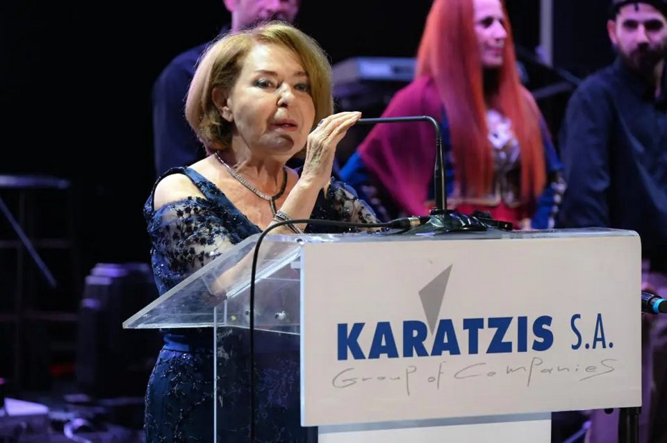 Η κ. Νανά Καράτζη