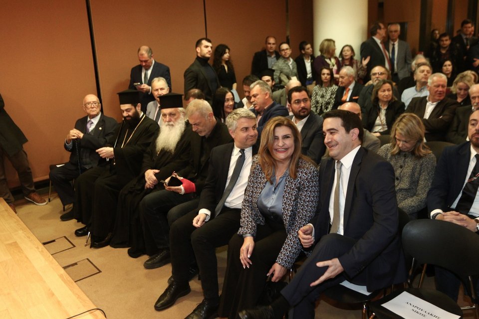 Μιχ. Κατρίνης, Λίτσα Λιακούλη, Οδυσσέας Κωνσταντινόπουλος, Γ. Μώραλης, Μ. Αποστολάκη, Α. Σπυρόπουλος