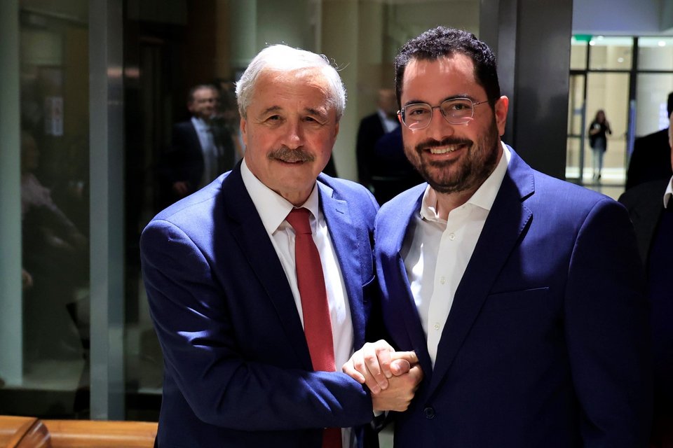 Γιάννης Μανιάτης και ο γραμματέας του ΠΑΣΟΚ, Ανδρέας Σπυρόπουλος