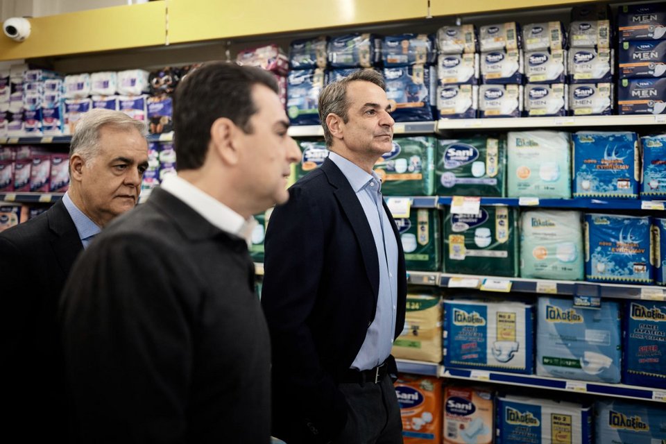 Εφοδος Μητσοτάκη σε σούπερ μάρκετ στη Λένορμαν