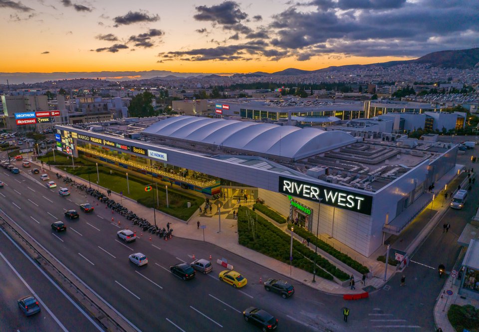 Το εμπορικό κέντρο River West στη Λεωφόρο Κηφισού