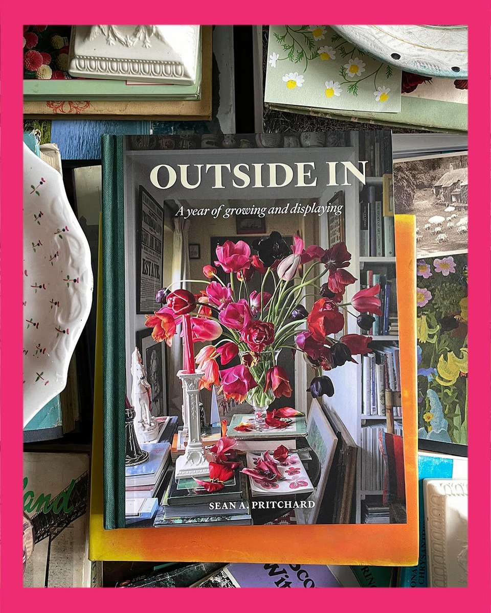 Το  εξώφυλλο του νέου βιβλίου «Outside In: Α year of growing and displaying» του Sean Α. Pritchard / Φωτογραφία: sean_anthony_pritchard/Instagram