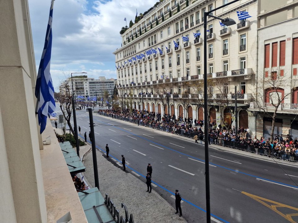 στρατιωτική παρέλαση