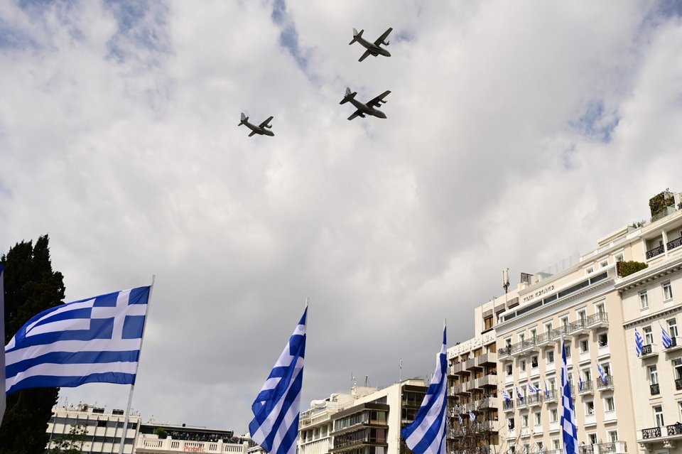 στρατιωτική παρέλαση στην Αθήνα για την 25η Μαρτίου