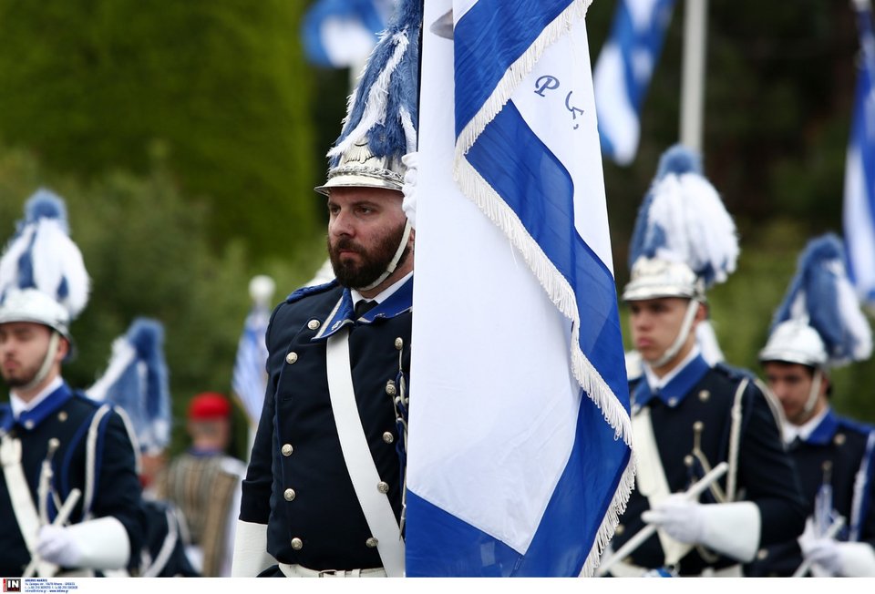 στρατιωτική παρέλαση στην Αθήνα για την 25η Μαρτίου